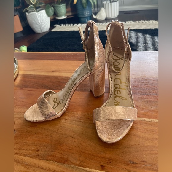 Sam Edelman Metallic ROSE Gold Heels - Picture 5 of 6